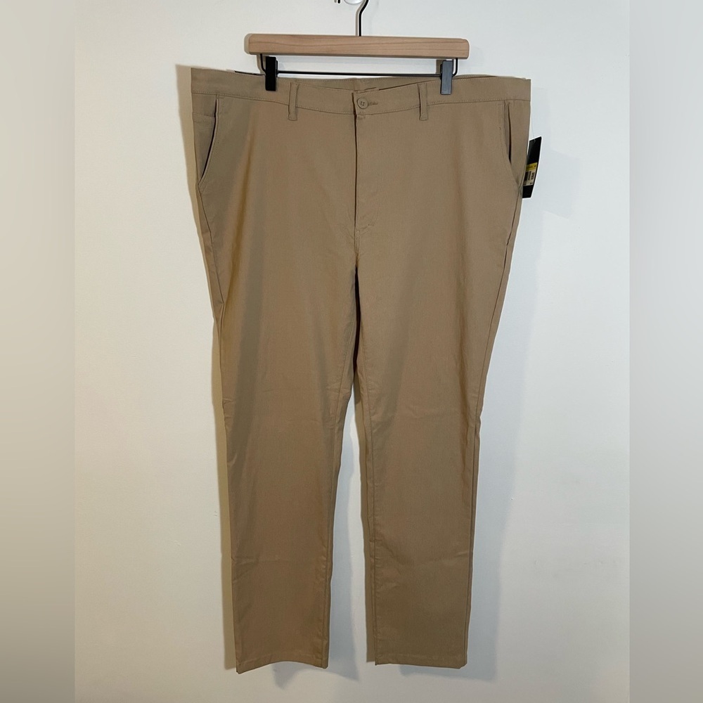NWT Galaxy by Harvic Chino Pants Mens 40X32 Khaki Stretch Flat Front MSRP $70